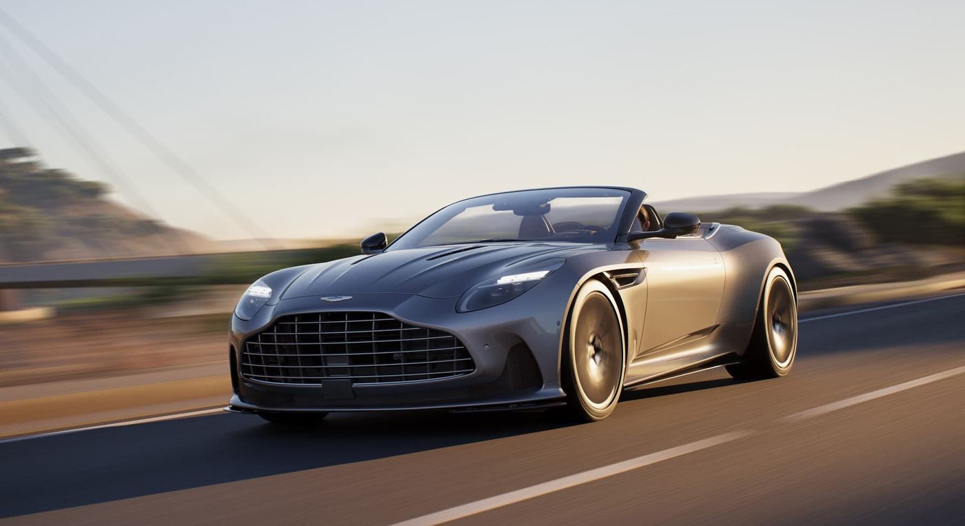 Aston Martin DB12 Volante