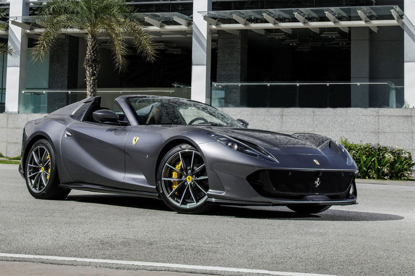Ferrari 812 GTS