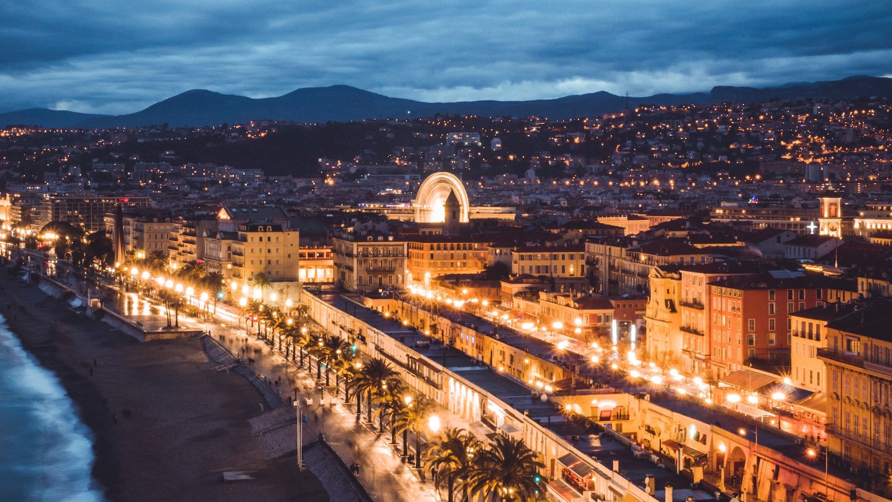 Nice by night
